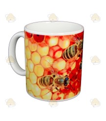 Mok/beker van bijen op honingraat