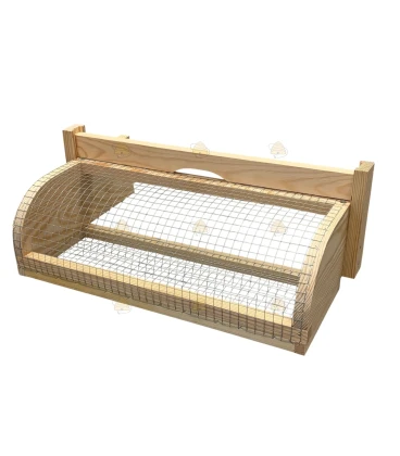 Wooden anti-hornet cage for Simplex BE hives