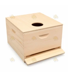 Spaarkast wooden crown board 47,2 x 42,1 cm (with / without feed hole)