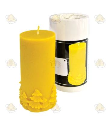 Hoge dikke kaars (13 cm) met kerstboompjes, gietvorm 